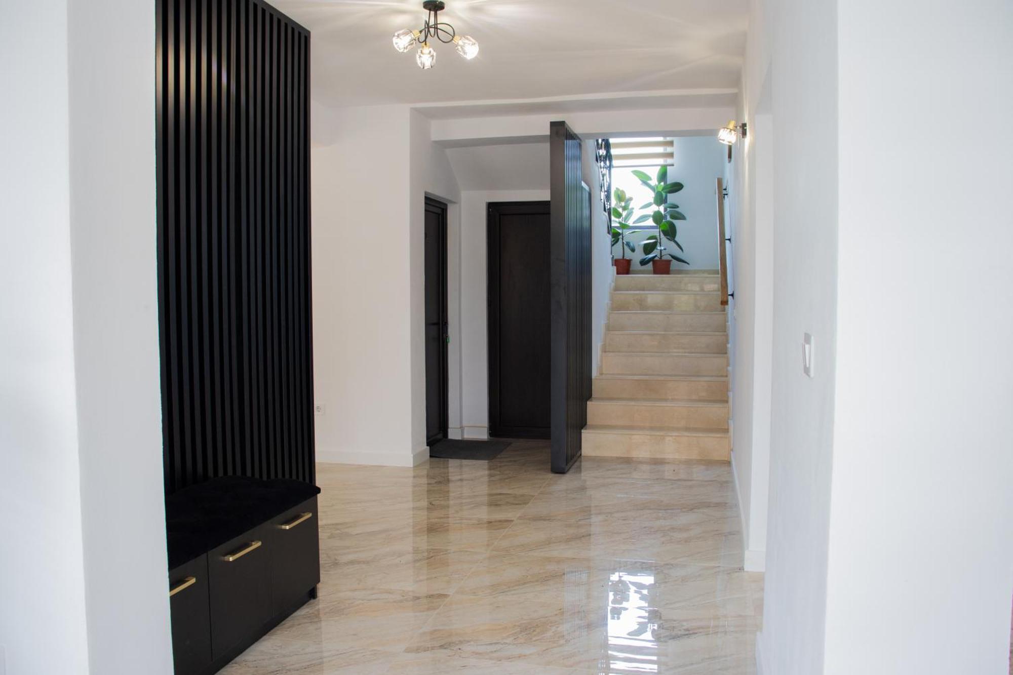 Ge-Lux Villa Incesti Buitenkant foto