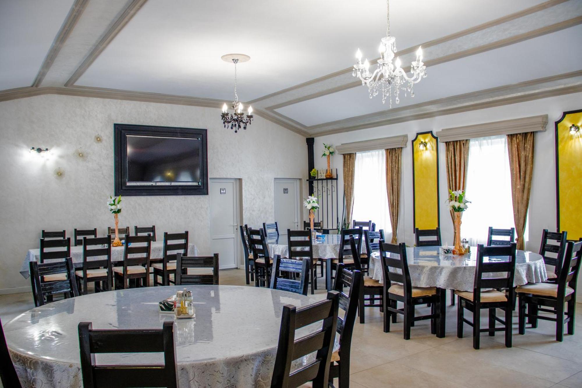 Ge-Lux Villa Incesti Buitenkant foto
