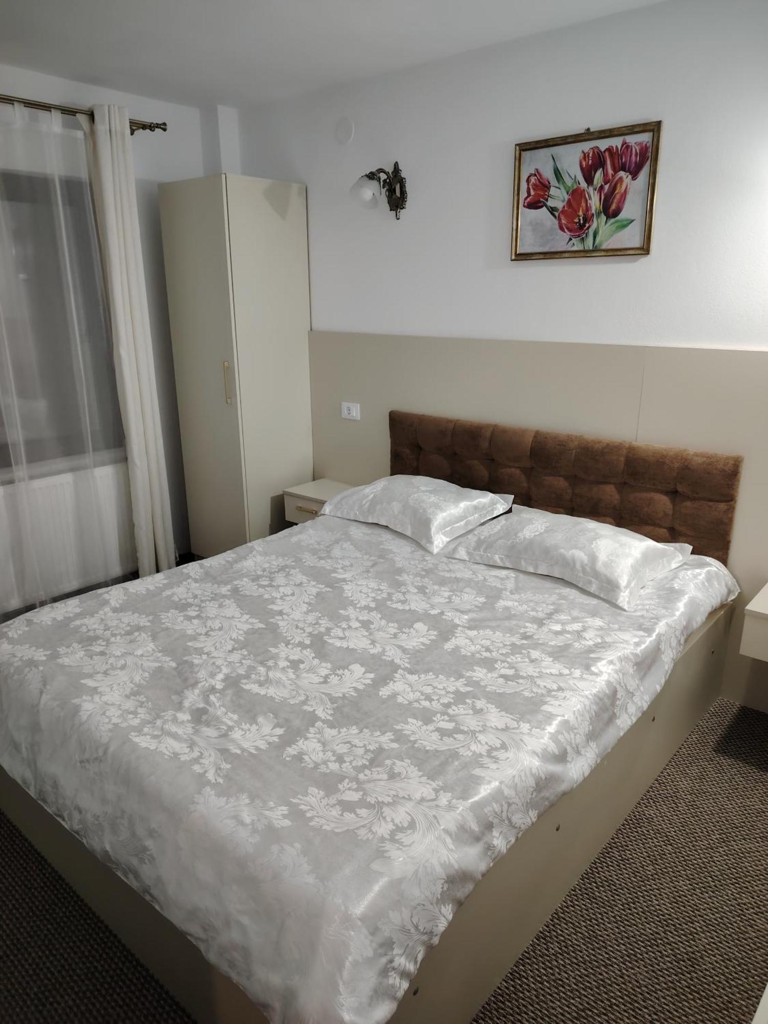 Ge-Lux Villa Incesti Buitenkant foto